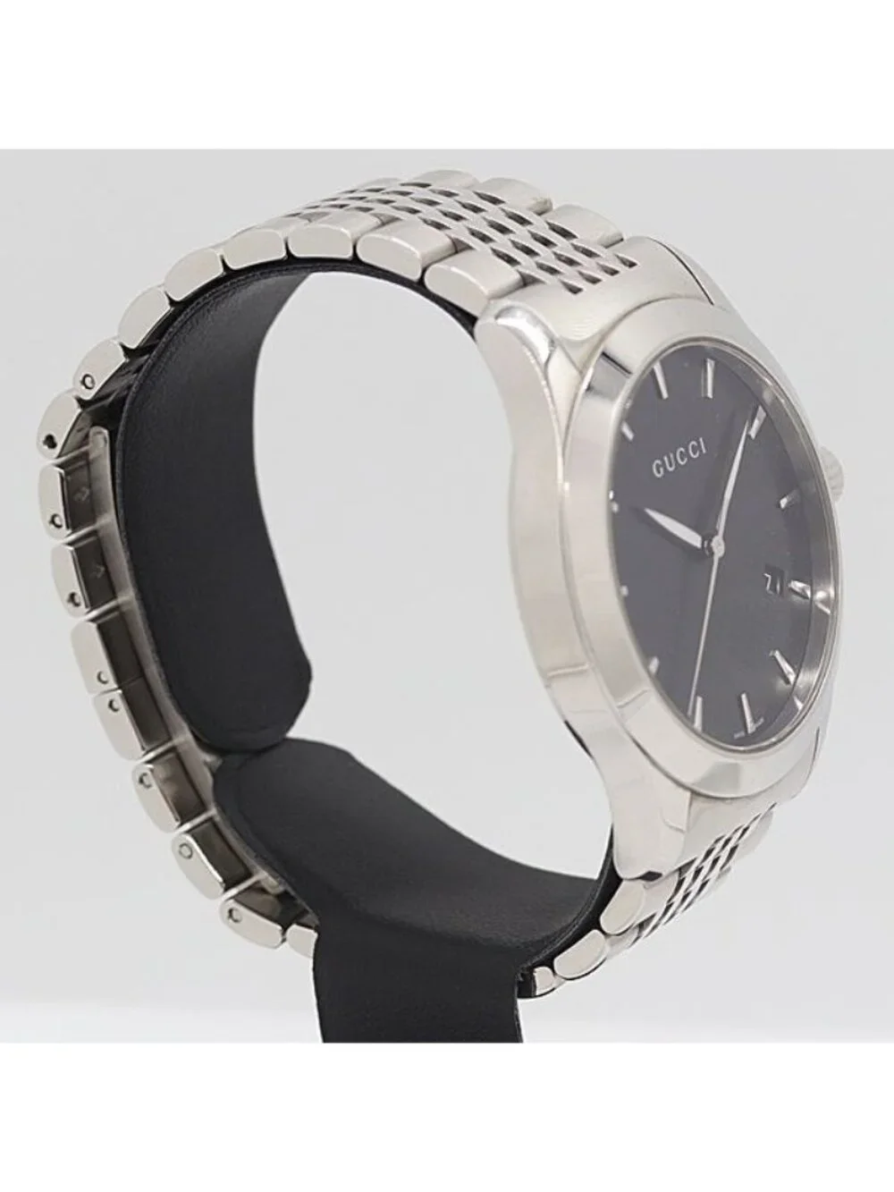 Gucci Timeless Date 126.4 Quartz Black Dial SS Watch - Picture 2 of 4